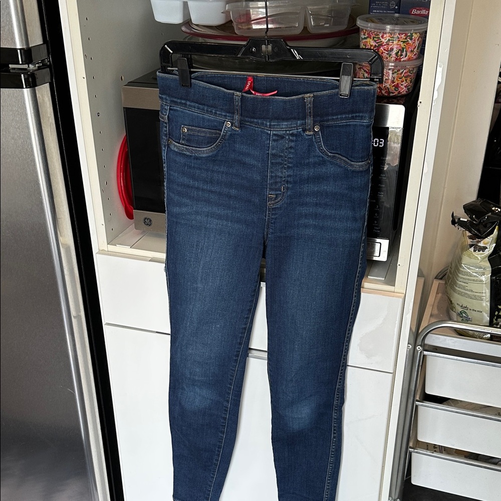 Spanx Dark Blue Women’s Stretch Skinny Jeans fits med too